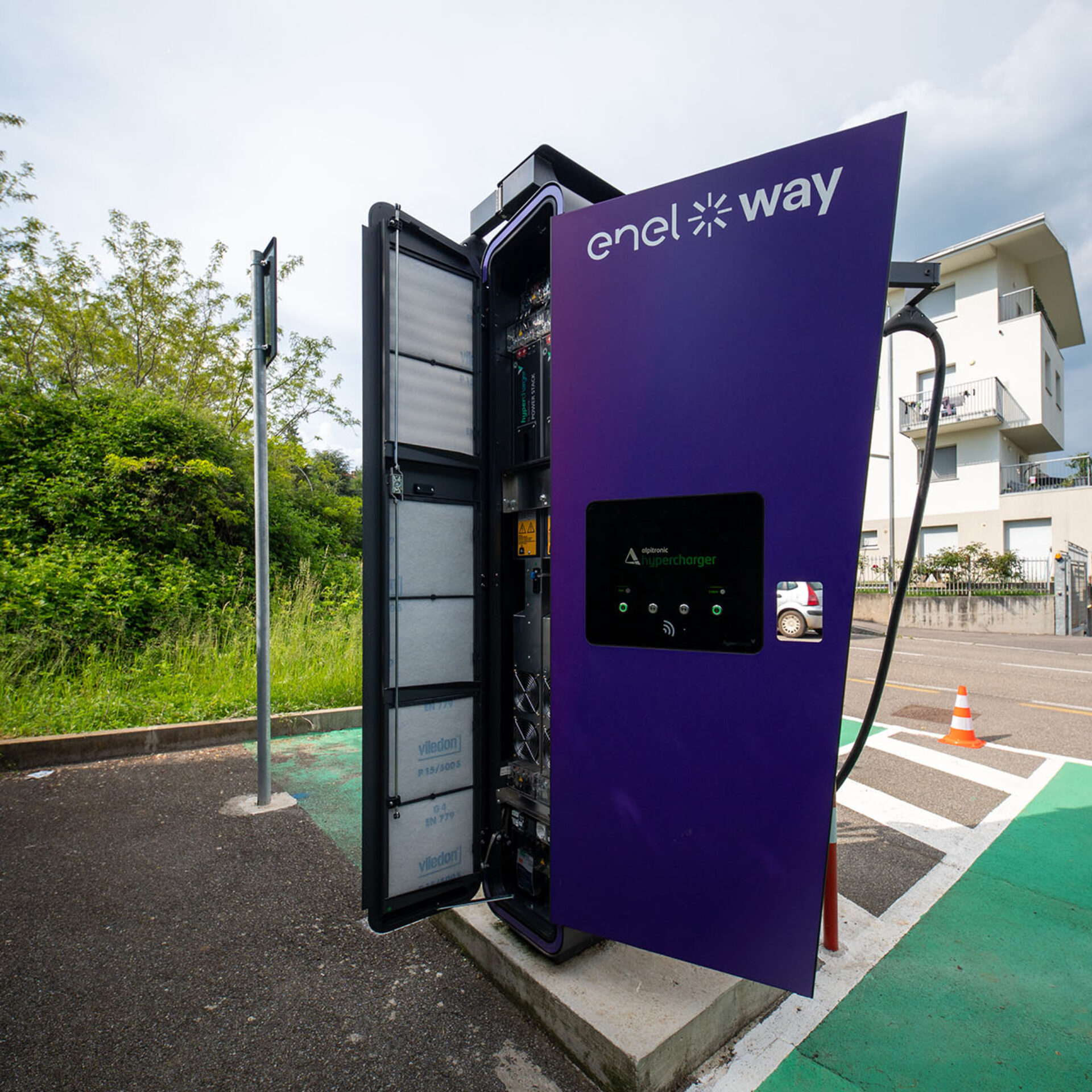 osma, installazione colonnine di ricarica elettrica