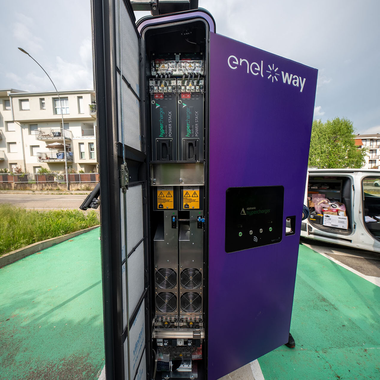 osma, installazione colonnine di ricarica elettrica